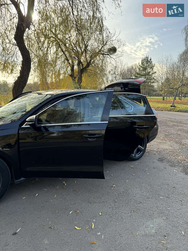 Седан Volkswagen Passat 2012 в Ровно фото 8 Седан Volkswagen Passat 2012 в Ровно