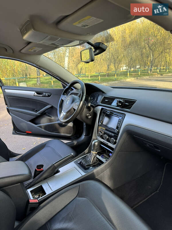 Седан Volkswagen Passat 2012 в Ровно фото 16 Седан Volkswagen Passat 2012 в Ровно