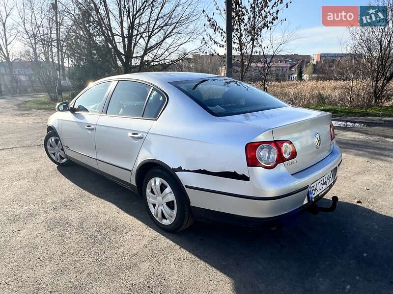 Седан Volkswagen Passat 2005 в Костополе фото 4 Седан Volkswagen Passat 2005 в Костополе