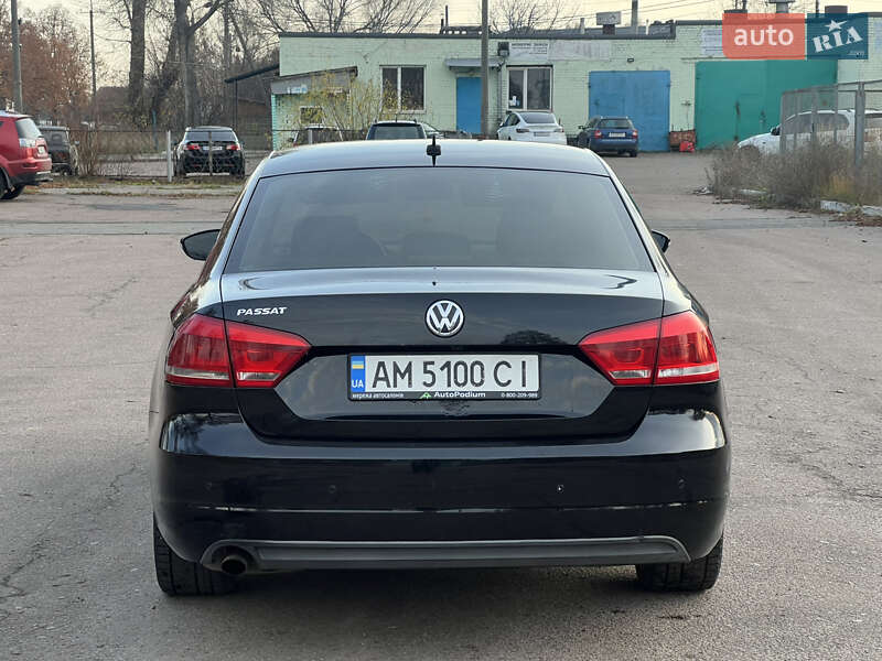 Седан Volkswagen Passat 2011 в Чернигове