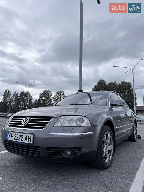 Седан Volkswagen Passat 2005 в Запорожье