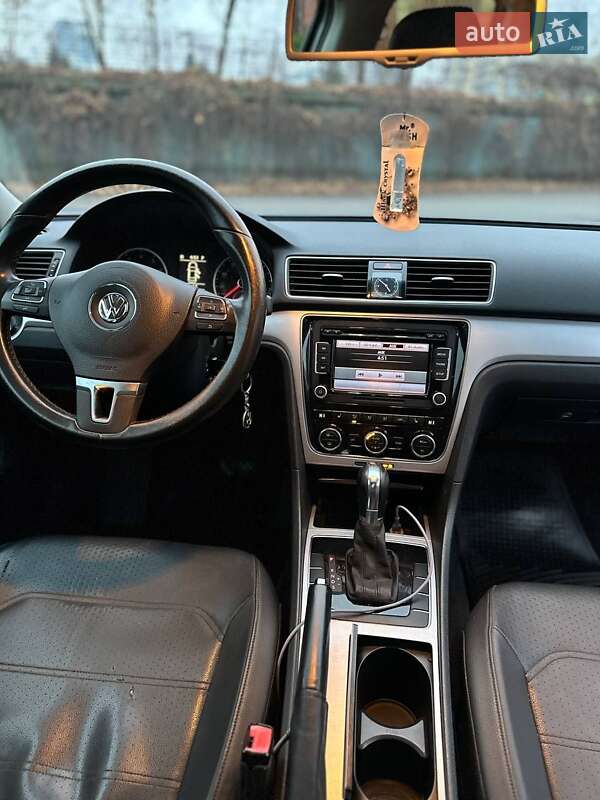 Седан Volkswagen Passat 2011 в Днепре фото 31 Седан Volkswagen Passat 2011 в Днепре