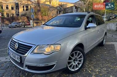 Универсал Volkswagen Passat 2005 в Одессе