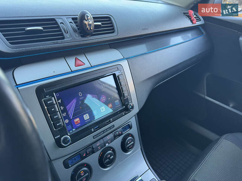 Универсал Volkswagen Passat 2005 в Одессе