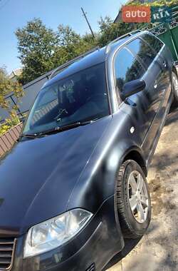 Універсал Volkswagen Passat 2003 в Хмільнику