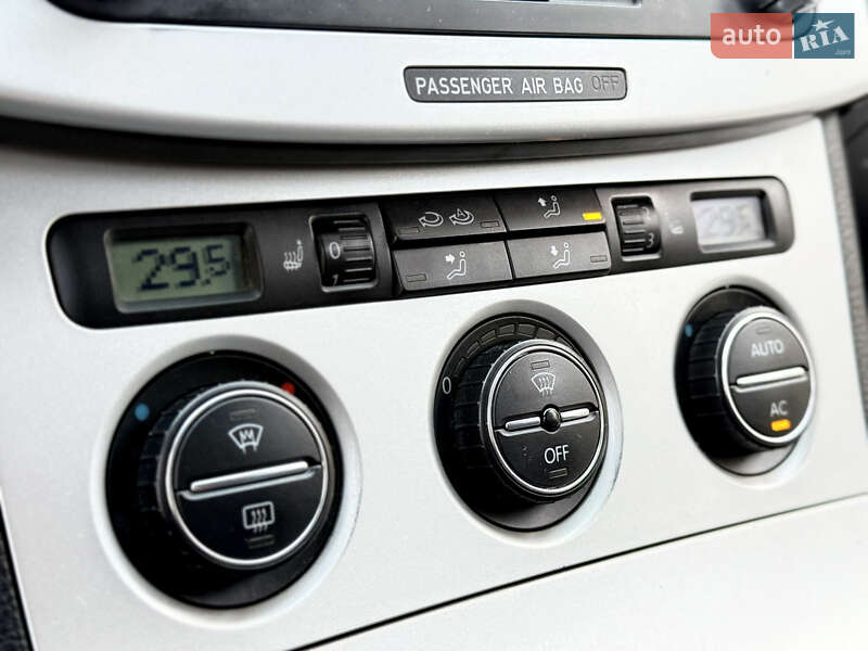 Седан Volkswagen Passat 2008 в Днепре