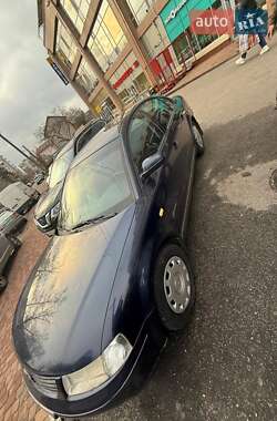 Седан Volkswagen Passat 2000 в Житомире