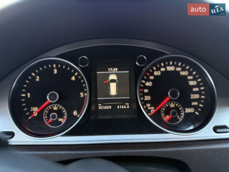 Универсал Volkswagen Passat 2011 в Березному фото 14 Универсал Volkswagen Passat 2011 в Березному