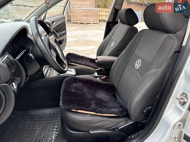 Универсал Volkswagen Passat 1999 в Теофиполе