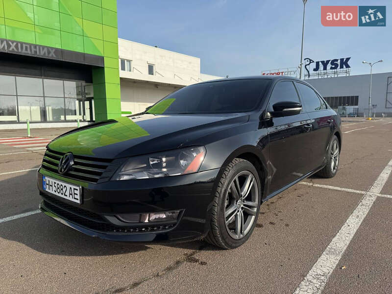 Седан Volkswagen Passat 2014 в Одессе фото Седан Volkswagen Passat 2014 в Одессе