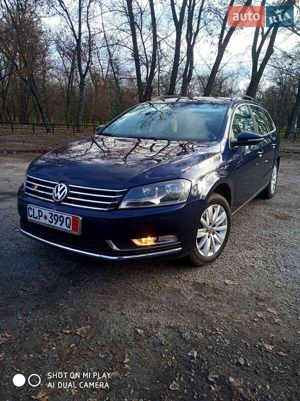 Универсал Volkswagen Passat 2011 в Сумах фото Универсал Volkswagen Passat 2011 в Сумах