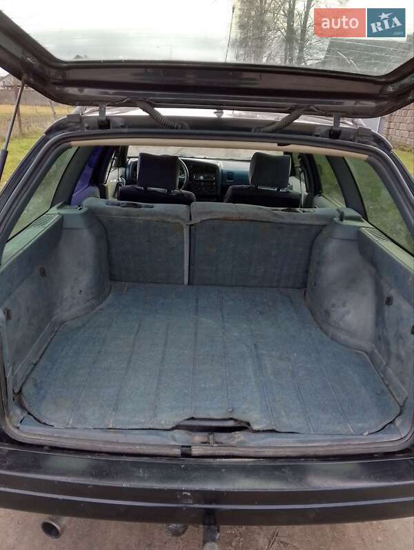 Универсал Volkswagen Passat 1993 в Сарнах фото 6 Универсал Volkswagen Passat 1993 в Сарнах