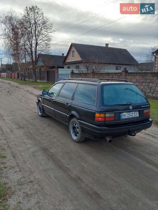 Универсал Volkswagen Passat 1993 в Сарнах фото 9 Универсал Volkswagen Passat 1993 в Сарнах
