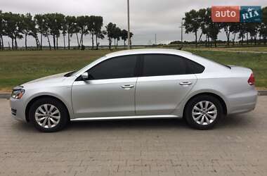 Седан Volkswagen Passat 2014 в Сумах