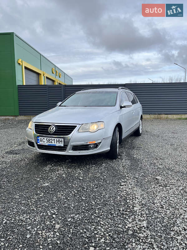 Универсал Volkswagen Passat 2005 в Камне-Каширском