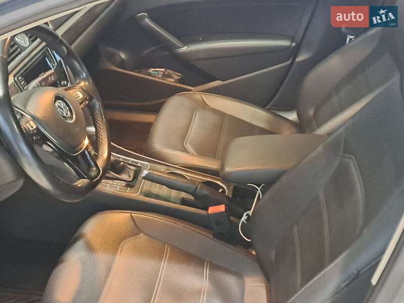 Седан Volkswagen Passat 2016 в Одессе фото 9 Седан Volkswagen Passat 2016 в Одессе