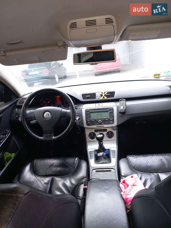 Универсал Volkswagen Passat 2006 в Тальном фото 10 Универсал Volkswagen Passat 2006 в Тальном