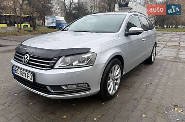 Универсал Volkswagen Passat 2011 в Львове