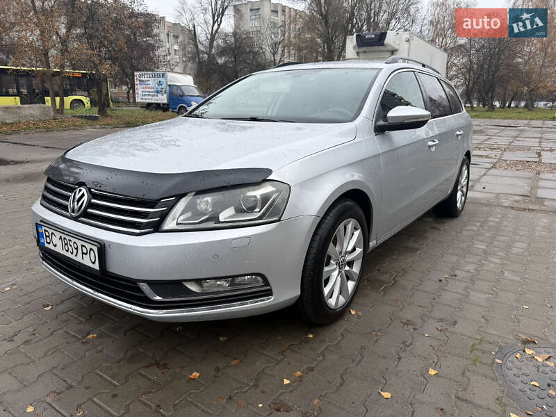 Volkswagen Passat 2011