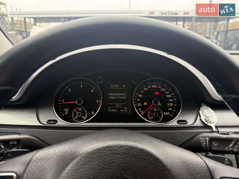 Универсал Volkswagen Passat 2011 в Львове фото 12 Универсал Volkswagen Passat 2011 в Львове