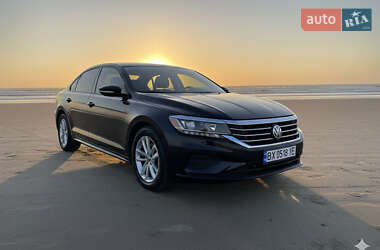 Седан Volkswagen Passat 2020 в Хмельницькому