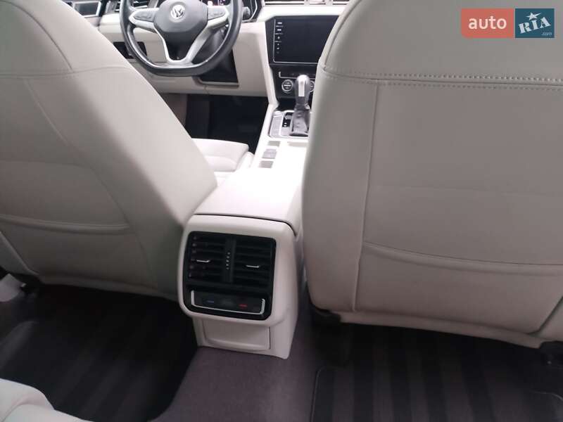 Универсал Volkswagen Passat 2020 в Черкассах