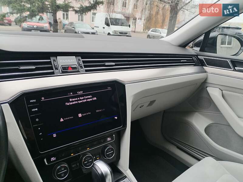Универсал Volkswagen Passat 2020 в Черкассах