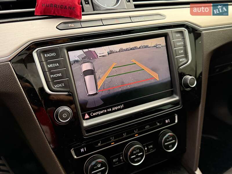 Седан Volkswagen Passat 2014 в Одессе