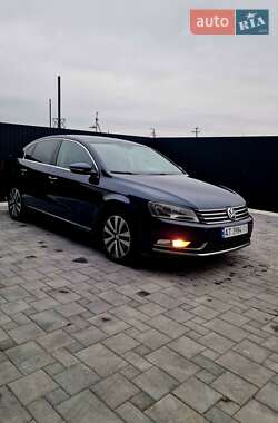 Седан Volkswagen Passat 2010 в Калуші