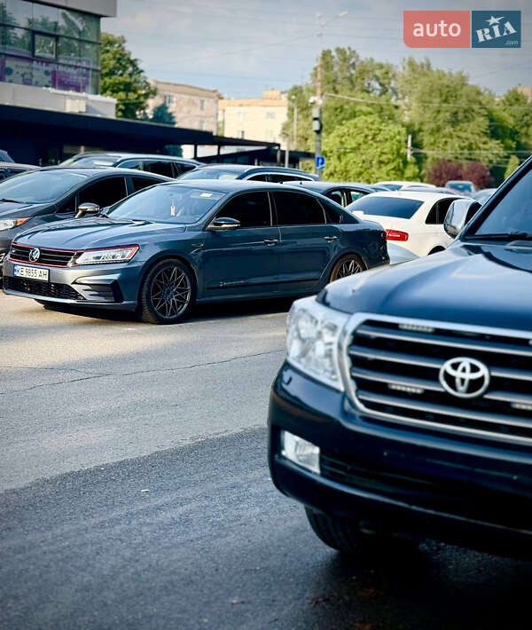 Седан Volkswagen Passat 2018 в Днепре