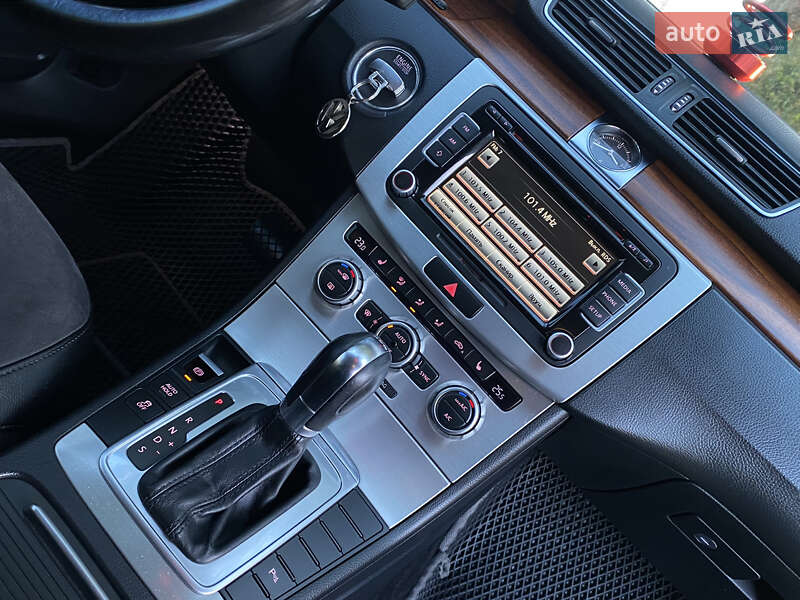 Седан Volkswagen Passat 2014 в Дрогобыче