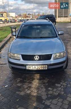 Універсал Volkswagen Passat 2000 в Миколаєві