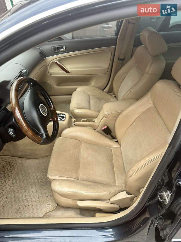 Седан Volkswagen Passat 2004 в Харькове фото 9 Седан Volkswagen Passat 2004 в Харькове