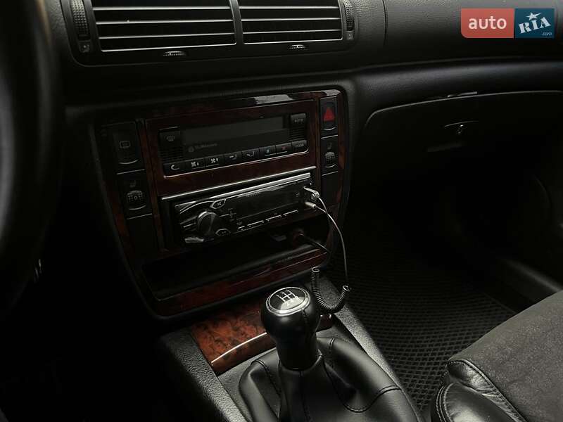 Седан Volkswagen Passat 2003 в Львове фото 5 Седан Volkswagen Passat 2003 в Львове