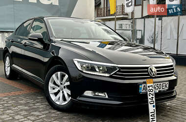 Седан Volkswagen Passat 2017 в Тернополі