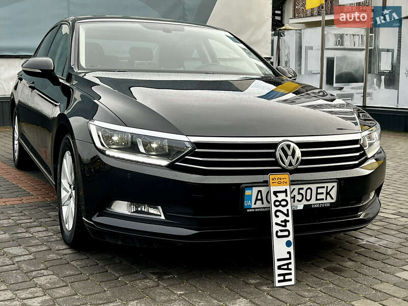 Седан Volkswagen Passat 2017 в Тернополе