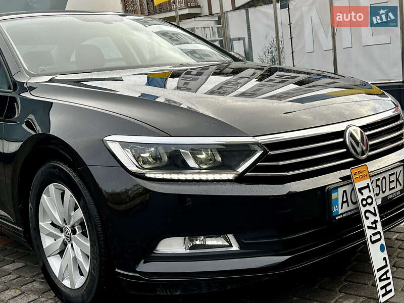 Седан Volkswagen Passat 2017 в Тернополе