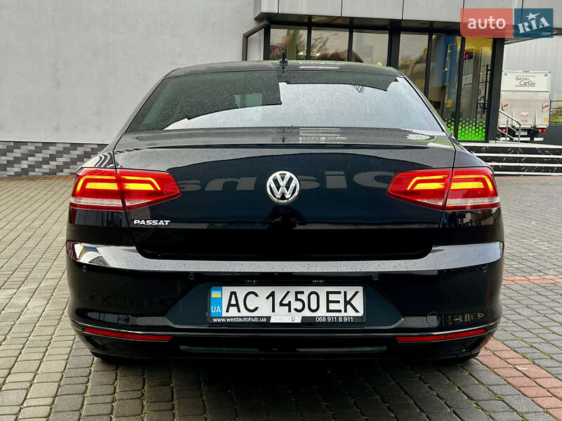 Седан Volkswagen Passat 2017 в Тернополе