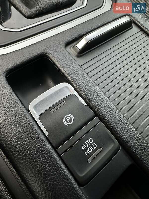 Универсал Volkswagen Passat 2015 в Белогородке