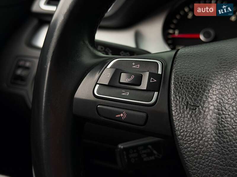 Универсал Volkswagen Passat 2013 в Кривом Роге