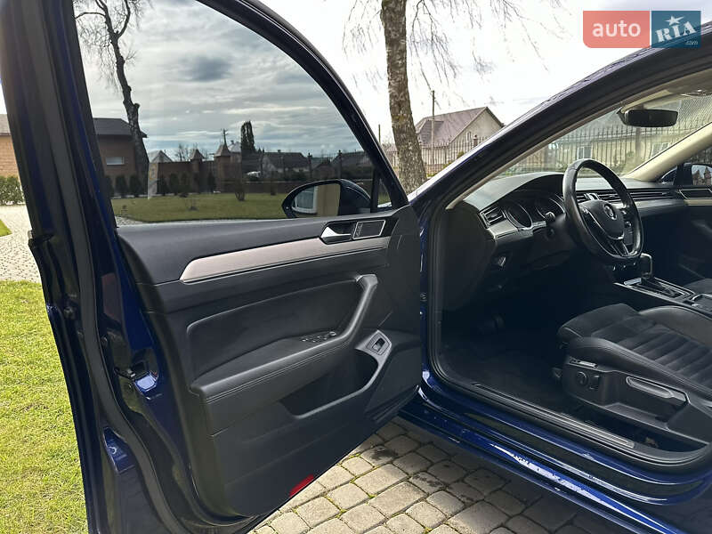 Универсал Volkswagen Passat 2017 в Тернополе