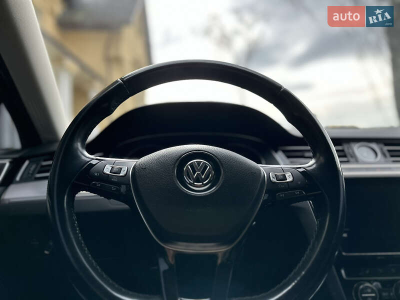 Универсал Volkswagen Passat 2017 в Тернополе