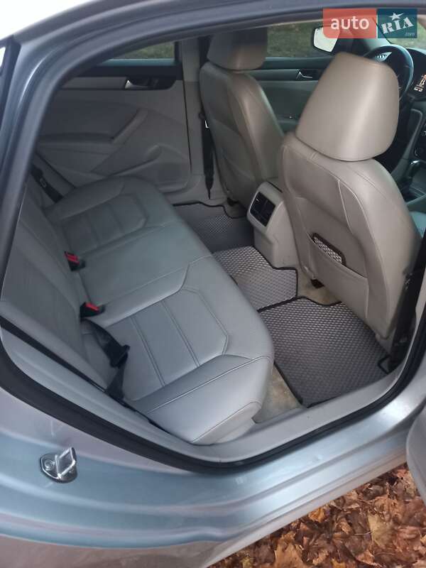 Седан Volkswagen Passat 2014 в Горохові
