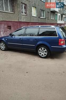 Універсал Volkswagen Passat 2002 в Житомирі