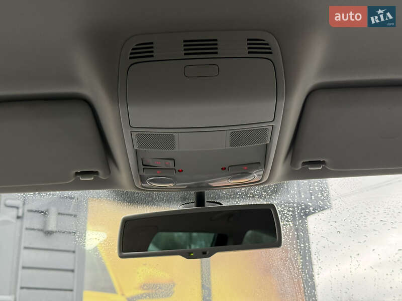 Универсал Volkswagen Passat 2014 в Стрые