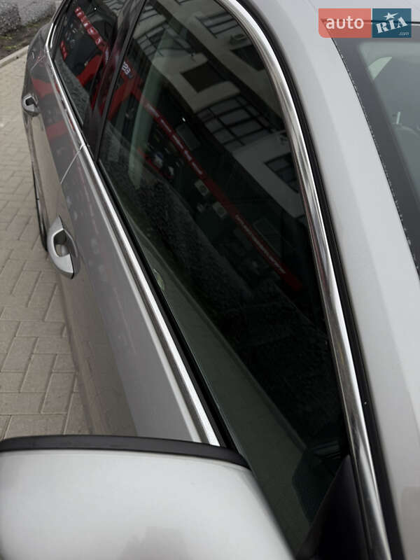 Седан Volkswagen Passat 2012 в Одессе