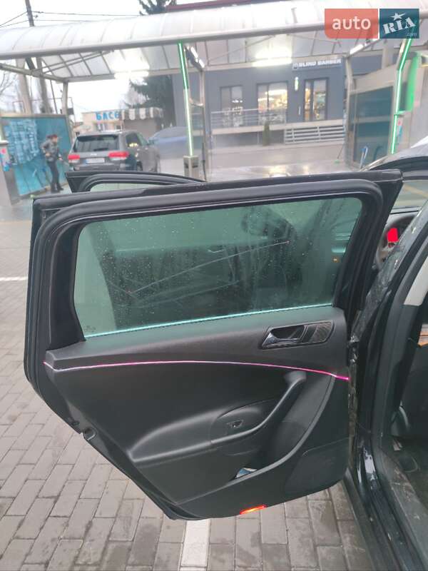 Универсал Volkswagen Passat 2005 в Киеве фото 13 Универсал Volkswagen Passat 2005 в Киеве