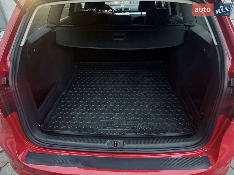 Універсал Volkswagen Passat 2014 в Львові фото 17 Універсал Volkswagen Passat 2014 в Львові