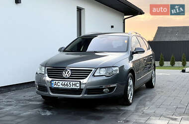 Універсал Volkswagen Passat 2006 в Луцьку
