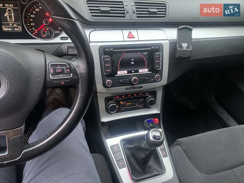 Седан Volkswagen Passat 2009 в Виннице